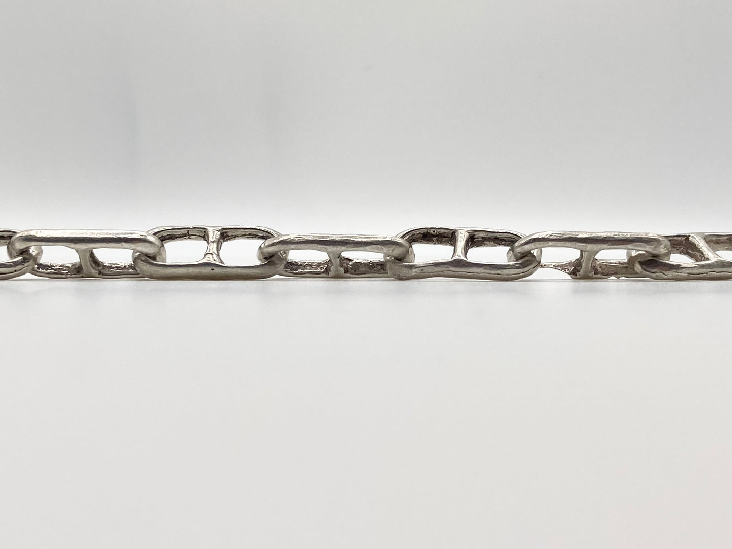 Bracelet with links